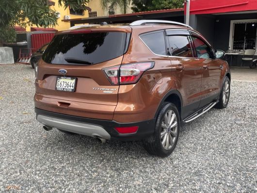 Ford Escape Titanium Ecoboost