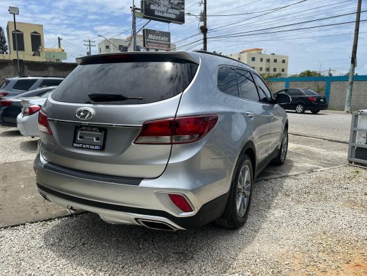 Hyundai Santa Fe Limited