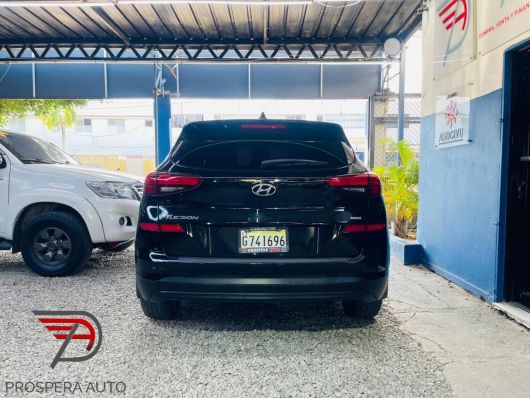 Hyundai Tucson SE