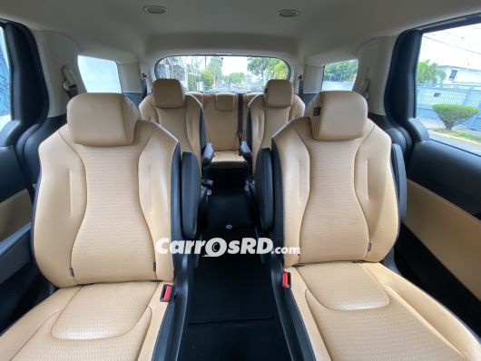 Kia Carnival Minivan en venta
