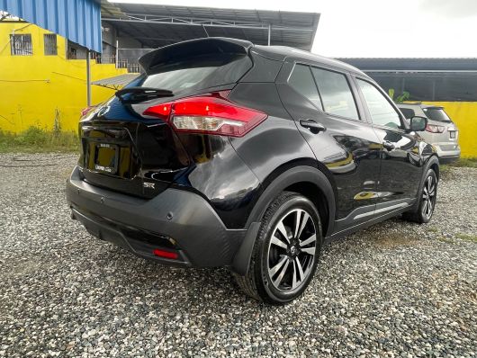 Nissan Kicks SR