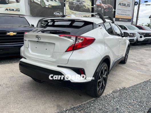 Toyota C-HR Jeepeta en venta