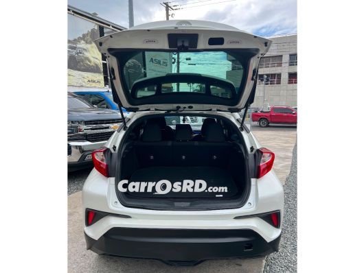 Toyota C-HR Jeepeta en venta