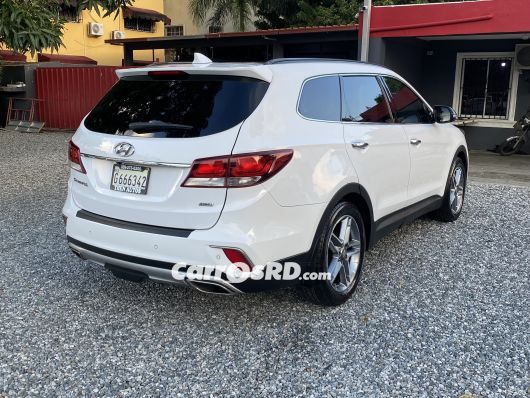 Hyundai Santa Fe Jeepeta en venta