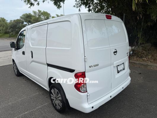 Nissan NV Minivan en venta
