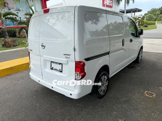 Nissan NV Minivan en venta