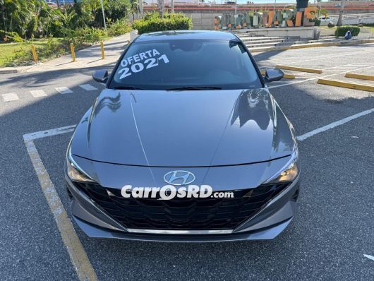 Hyundai Elantra Carros en venta