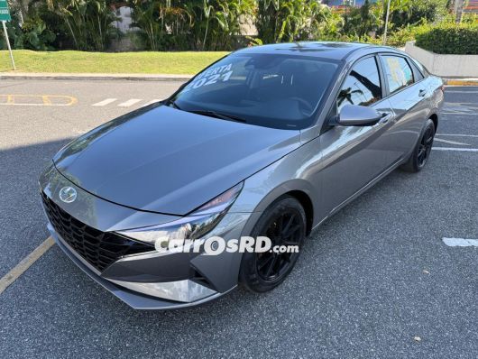 Hyundai Elantra Carros en venta