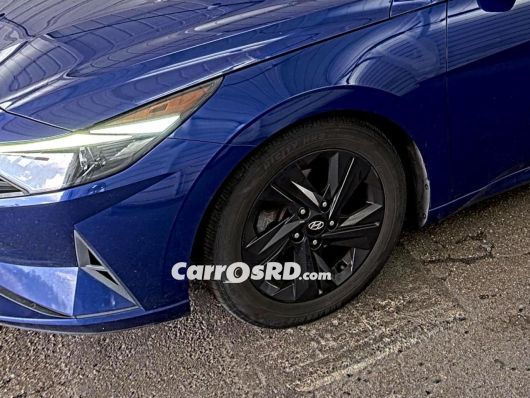 Hyundai Elantra Carros en venta