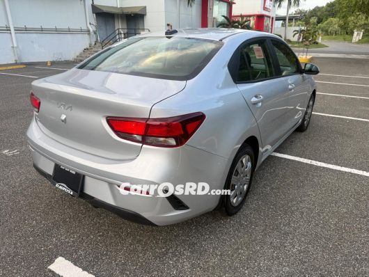 Kia Rio Carros en venta