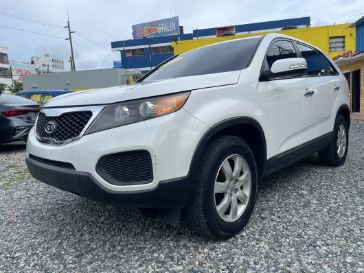 Kia Sorento LX