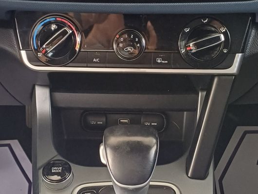 Kia Seltos S