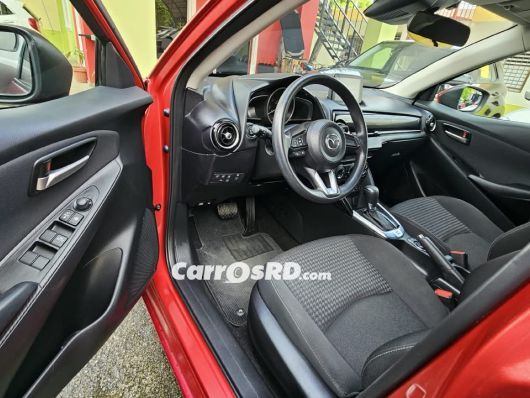 Mazda Demio Hatchback en venta