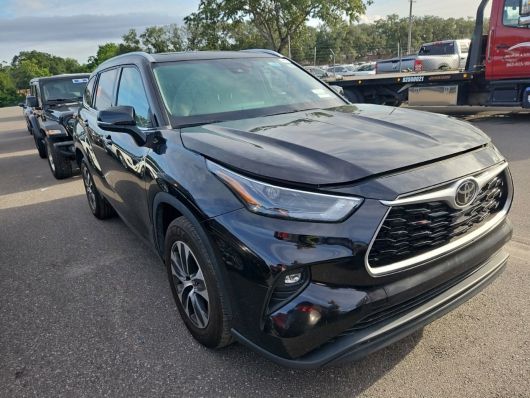 Toyota Highlander XLE en venta