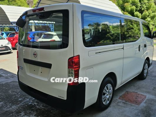 Nissan Caravan Minivan en venta
