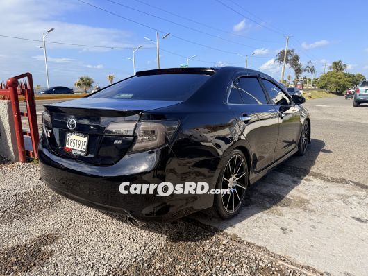 Toyota Camry Carros en venta