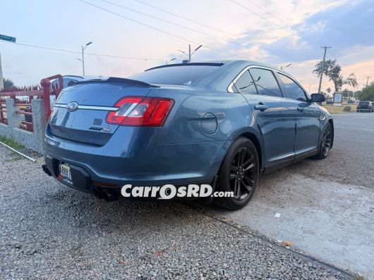 Ford Taurus Carros en venta