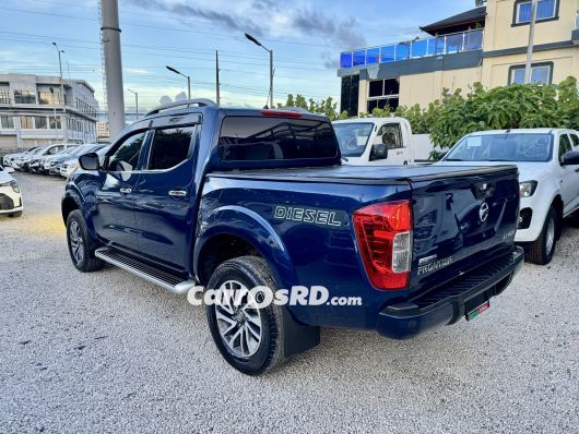 Nissan Frontier Camioneta en venta