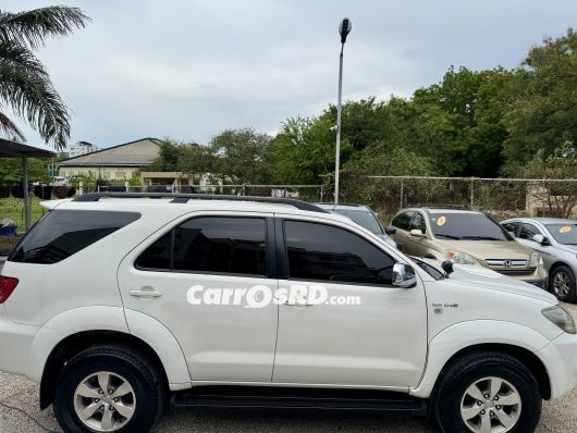 Toyota Fortuner Jeepeta en venta