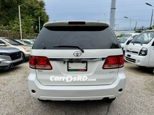 Toyota Fortuner Jeepeta en venta