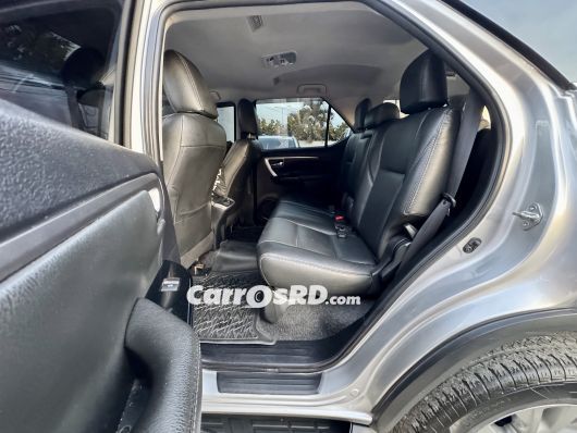 Toyota Fortuner Jeepeta en venta