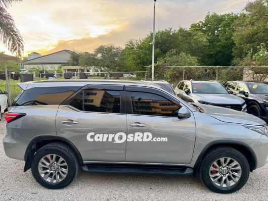Toyota Fortuner Jeepeta en venta