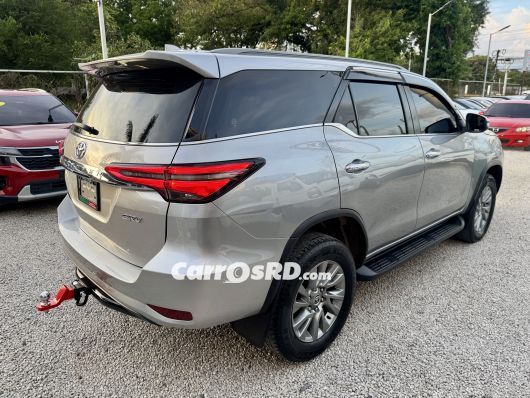 Toyota Fortuner Jeepeta en venta