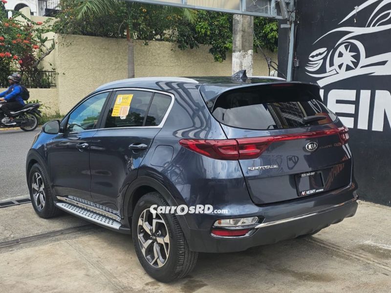 Kia