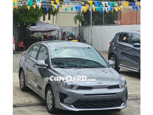 Kia Rio Carros en venta
