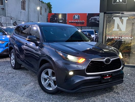Toyota Highlander LE en venta
