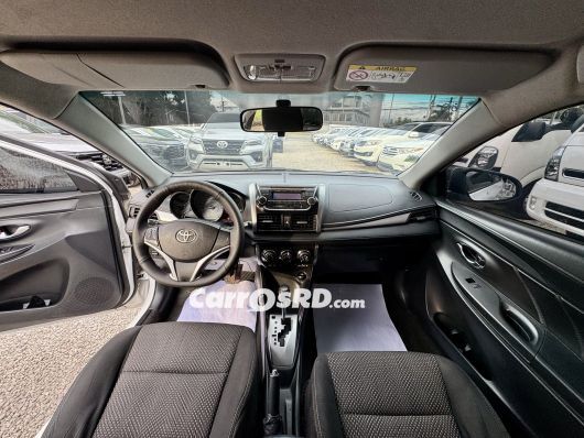 Toyota Yaris Carros en venta