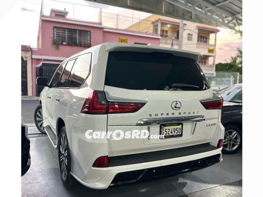 Lexus LX Jeepeta en venta
