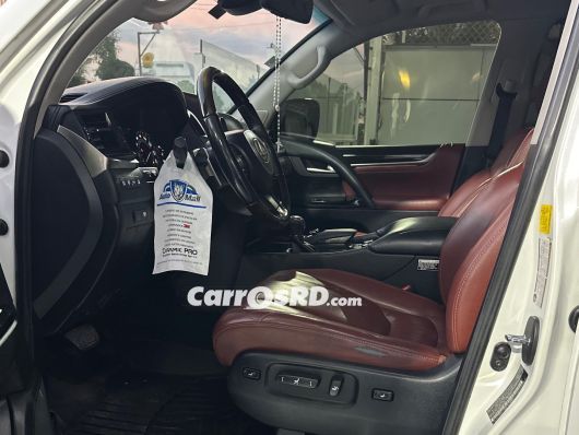 Lexus LX Jeepeta en venta