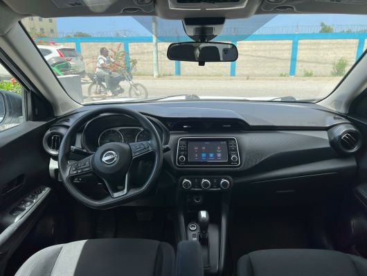 Nissan Kicks S