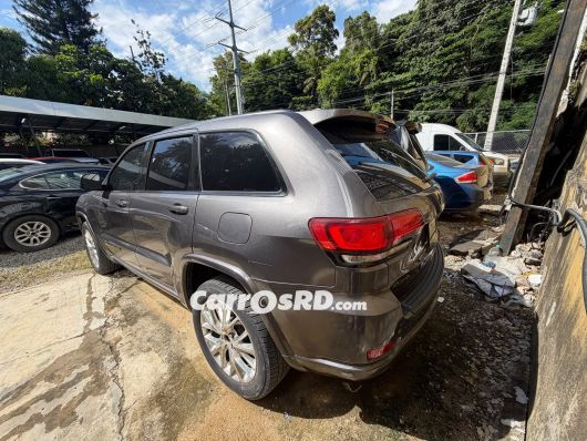 Jeep Cherokee Jeepeta en venta