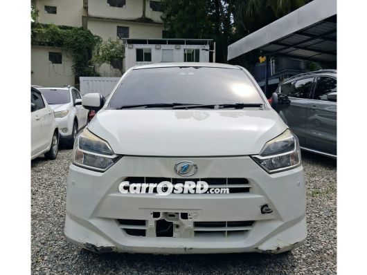 Daihatsu Mira Hatchback en venta