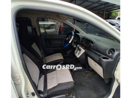 Daihatsu Mira Hatchback en venta