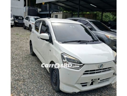 Daihatsu Mira Hatchback en venta