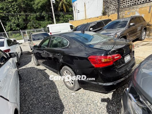 Kia K7 Carros en venta