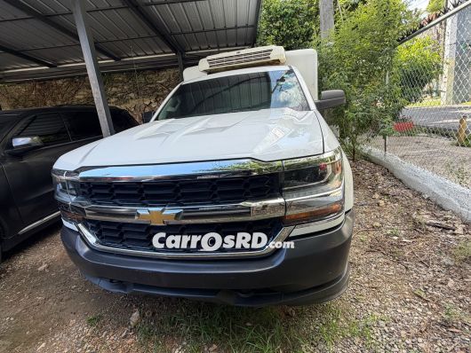 Chevrolet Silverado Camioneta en venta