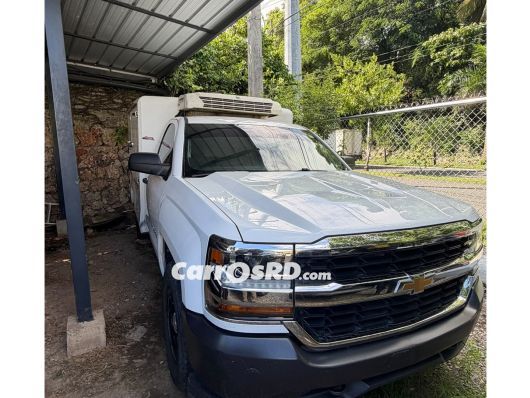 Chevrolet Silverado Camioneta en venta