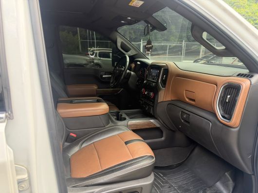 Chevrolet Silverado High Country