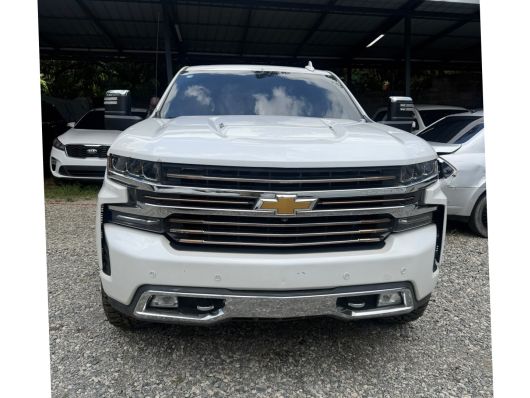 Chevrolet Silverado High Country