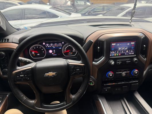Chevrolet Silverado High Country