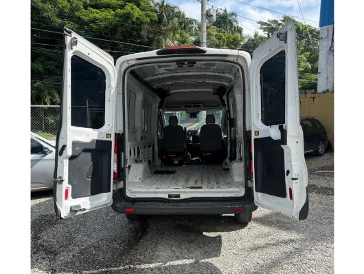 Ford Transit XLT