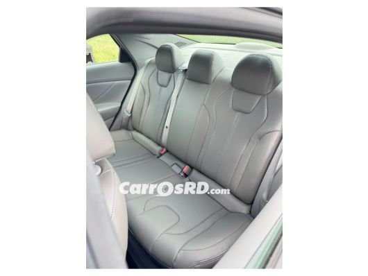 Hyundai Elantra Carros en venta