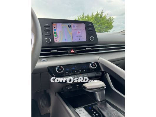 Hyundai Elantra Carros en venta