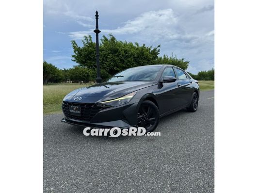 Hyundai Elantra Carros en venta