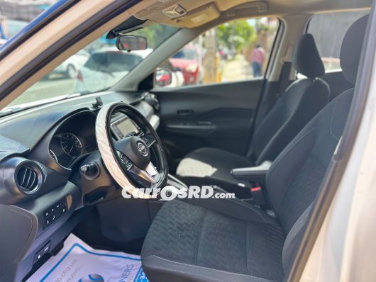 Nissan Kicks Carros en venta