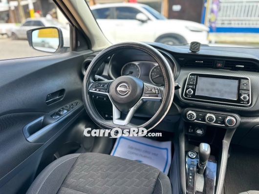 Nissan Kicks Carros en venta